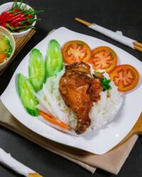 Cơm Gà Nướng Vàng Giòn – Ngon Khó Cưỡng