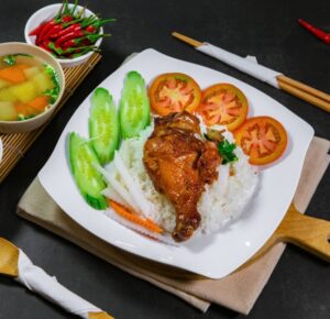 Cơm Gà Nướng Vàng Giòn – Ngon Khó Cưỡng
