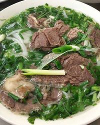 Phở bò tái nạm